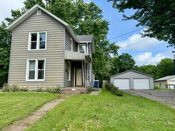 519 Woodlawn Ave, Muscatine, IA 52761