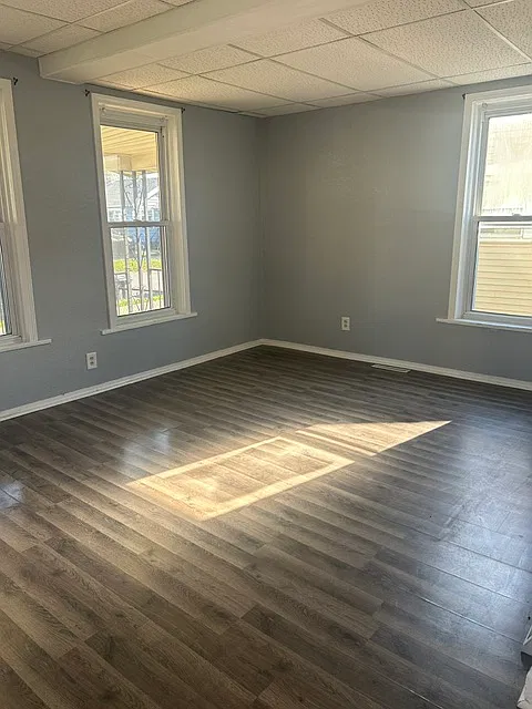 2 bed, 1058 sqft, $1,100 — Photo 3