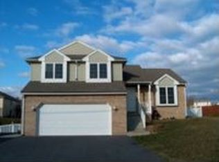 1503 Johnson Rd, Chambersburg, PA 17202