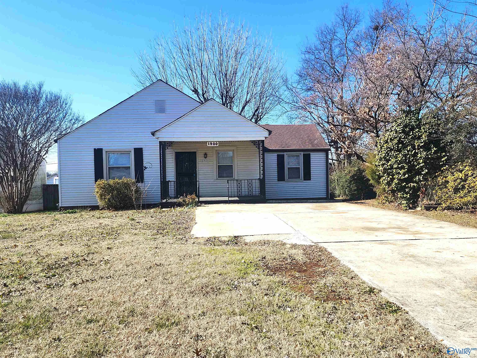 3 bed, 3.0 bath, 1458 sqft, $1,550 — Photo 1