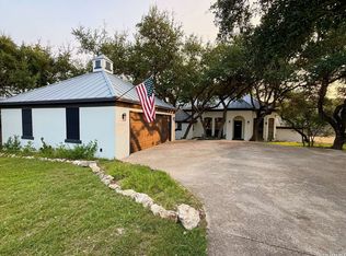 25715 Green River Dr, San Antonio, TX 78260
