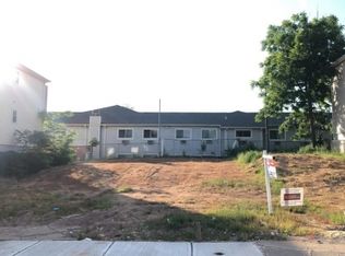 210 Bergen St, Newark, NJ 07103