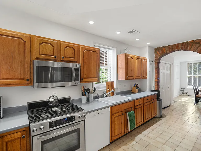 1408 S St NW — Photo 6