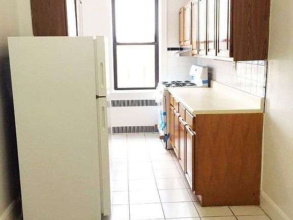 5th image of 3351 84th St APT 2D