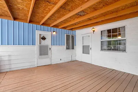 6831 Jade Park Ave NE — Photo 24