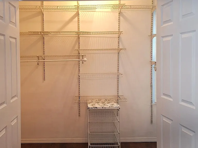 175 Delavan Ave — Photo 17