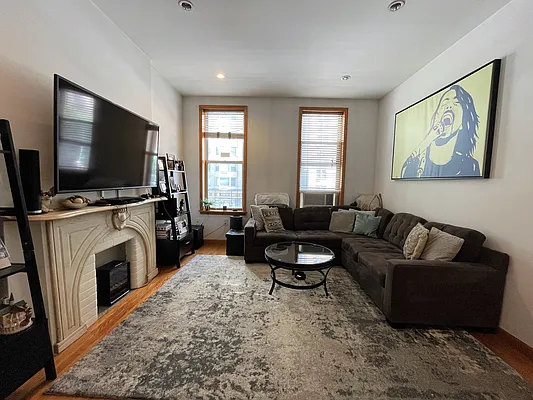 Rented by Compass | media 6