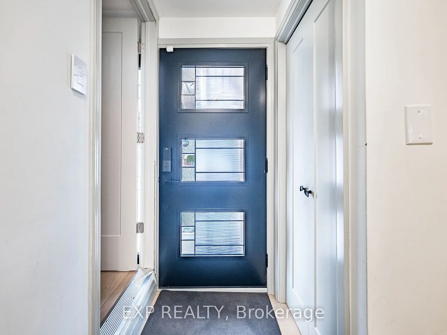 3 bed, $2,700 — Photo 4