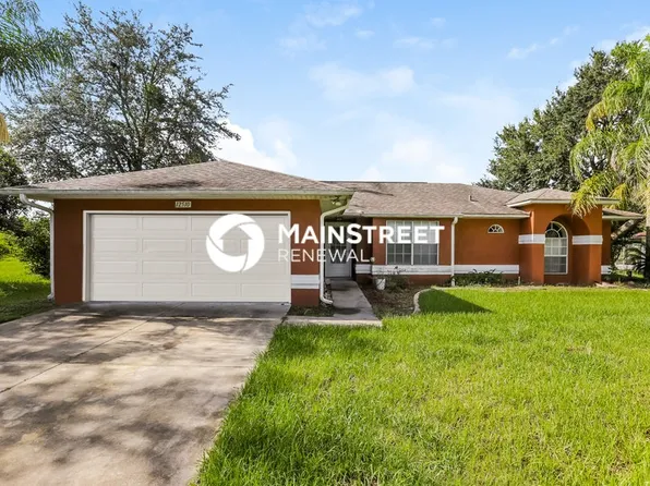 12510 Fade Dr, Grand Island, FL 32735