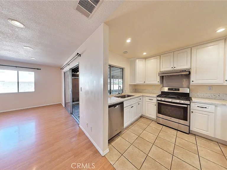 12036 Camino Valencia — Photo 32