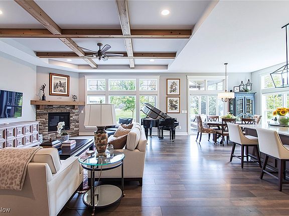 3rd image of 6023 Mint Hill Dr