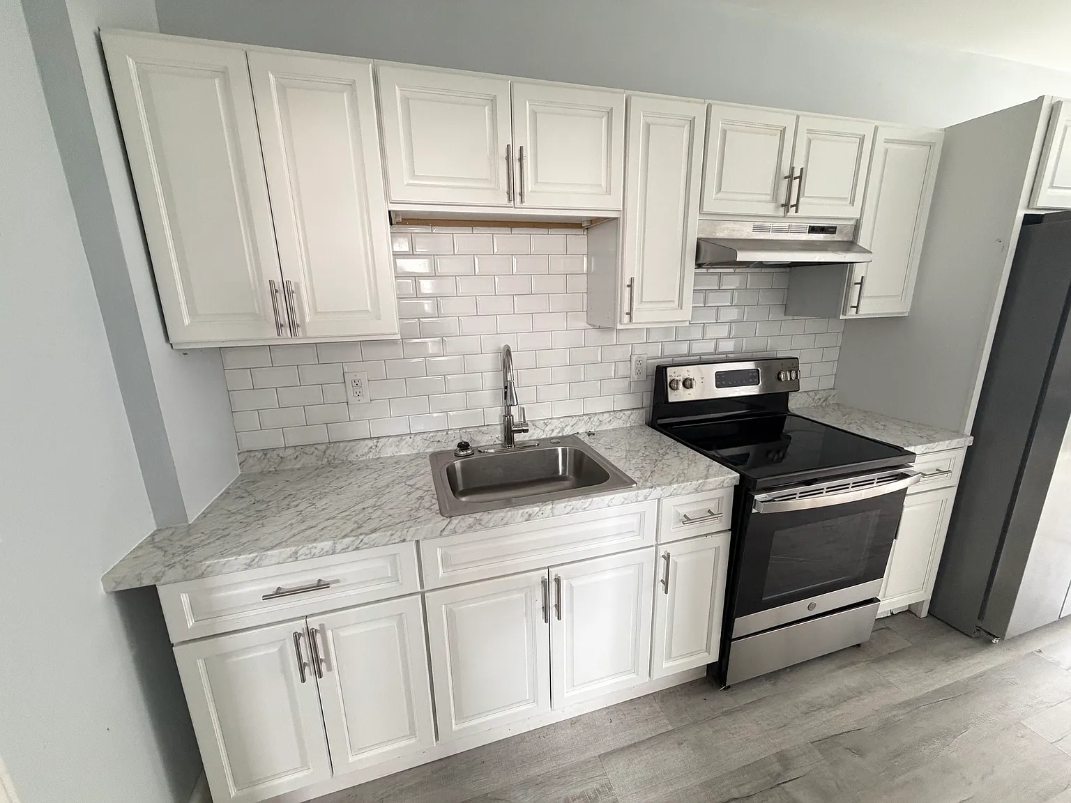 1401 Cotton St — Photo 1