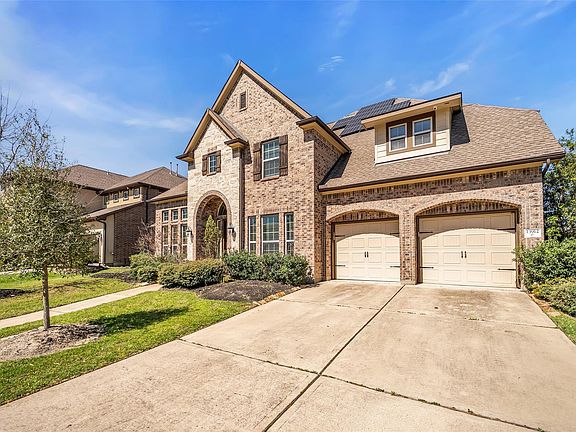 2nd image of 13912 Barrow Cliff Ln