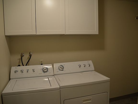 2nd image of 204 Mountain Park Blvd Sw ##c101