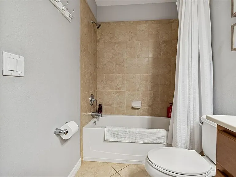 7607 Grand Estuary Trl #302 — Photo 29