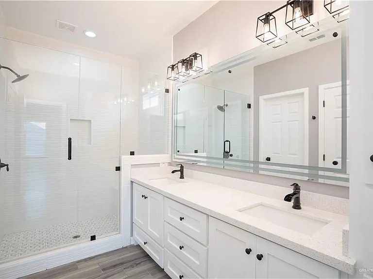 1013 Magnolia St — Photo 21
