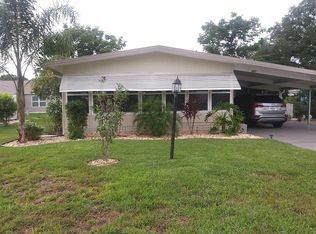 807 Roseapple Ave, Lady Lake, FL 32159