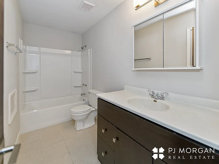 4107 N 213th Cir — Photo 10