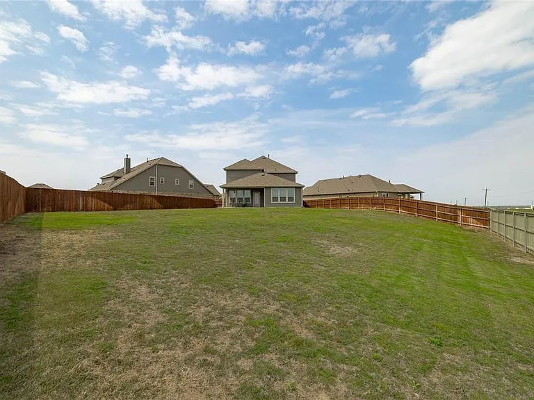 165 Carlina Loop — Photo 4