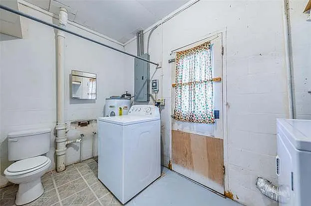 Magnolia Dr — Photo 6