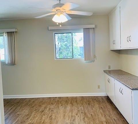 3rd image of 4415 Ocean View Blvd #20