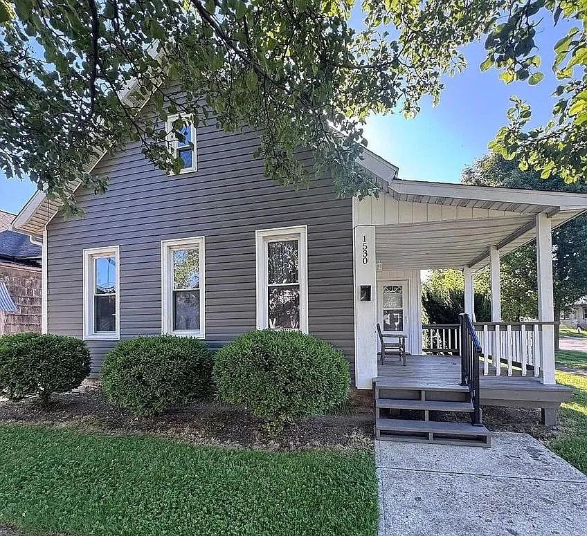Comfortable 3-Bedroom Home Available Now — Photo 1
