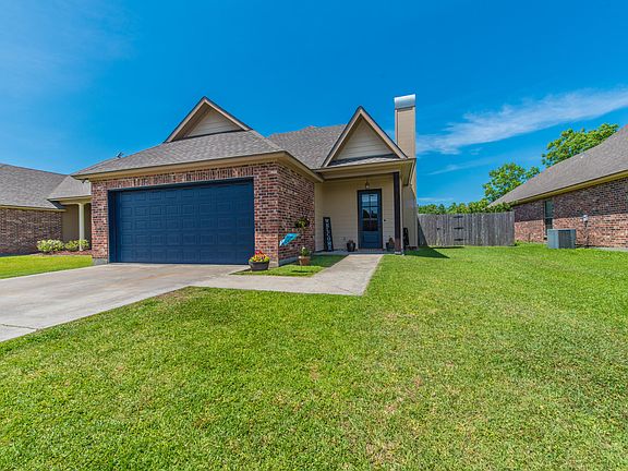 2nd image of 140 Legend Creek Dr