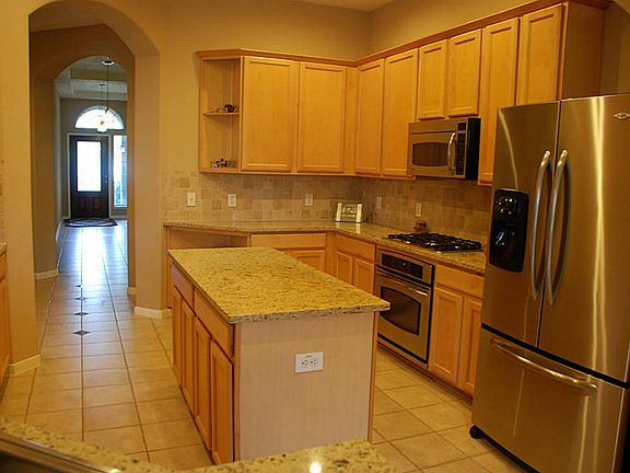 Stainless Appliances with Gas Cooktop.