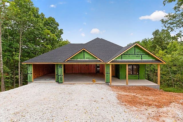 1st image of 8 Gilbert Cir