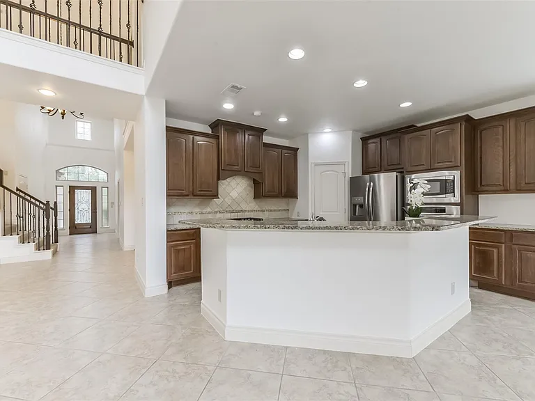 10014 Eldarica Way — Photo 8