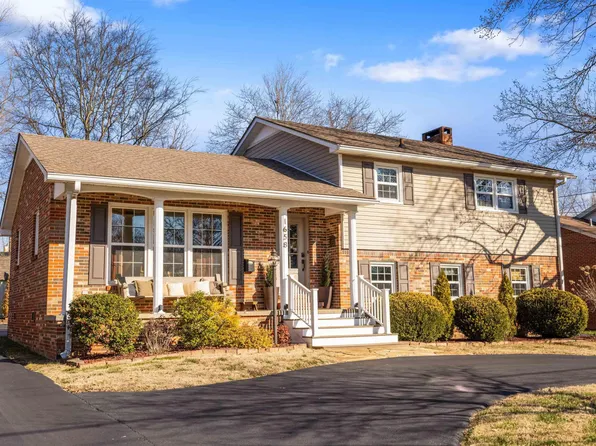 1658 College Ter, Murray, KY 42071