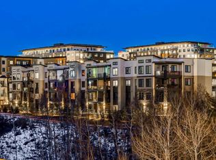2117 81st St SW #2204, Calgary, AB T3H 6H5
