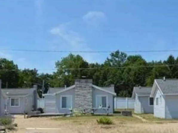 7462 N Us Highway 23, Oscoda, MI 48750