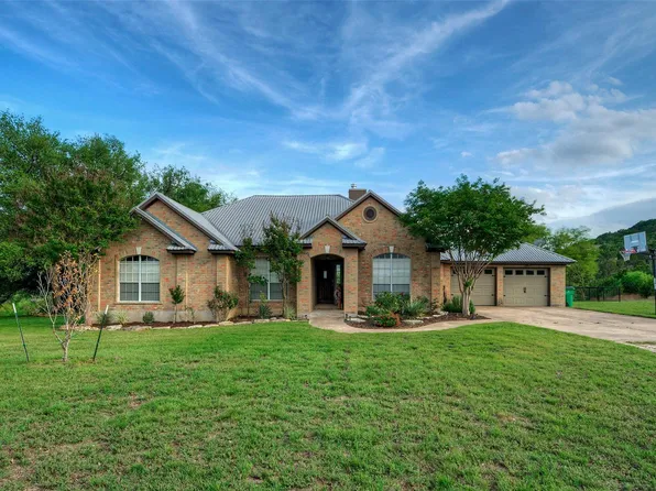 511 Chaneys Xing, Bertram, TX 78605