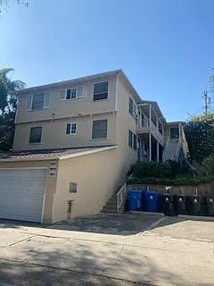 1859 1/2 Pandora Ave #1