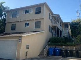 1859 1/2 Pandora Ave