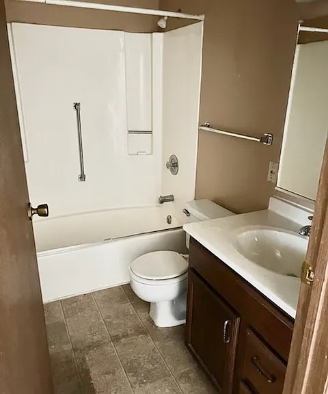603 Heritage Dr #21 — Photo 2