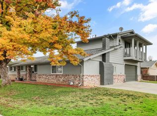 225 E Chestnut St, Dixon, CA 95620