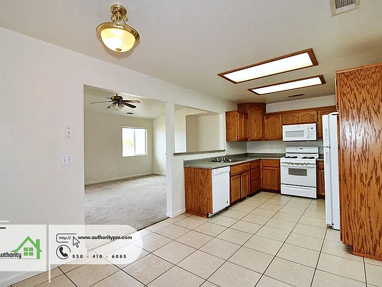 22375 Rio Alto Dr #A — Photo 9