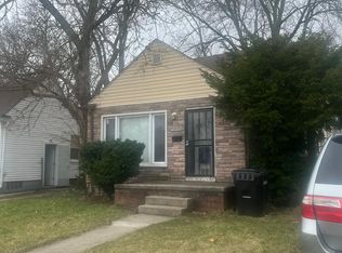 20067 Greenview Ave, Detroit, MI 48219