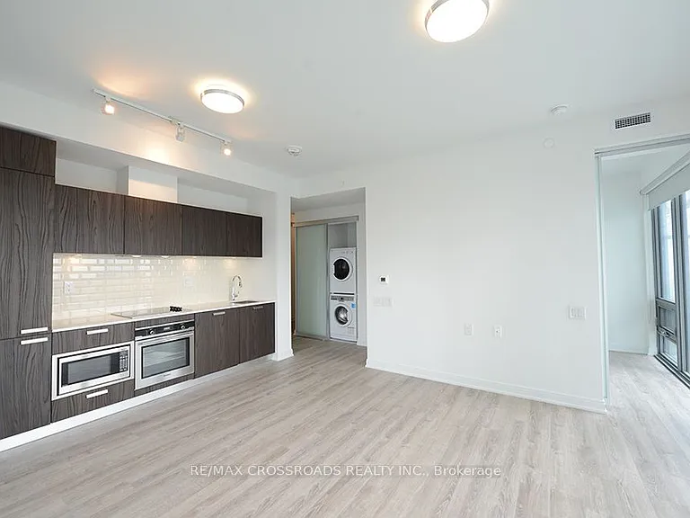 50 Charles St E #3205 — Photo 10