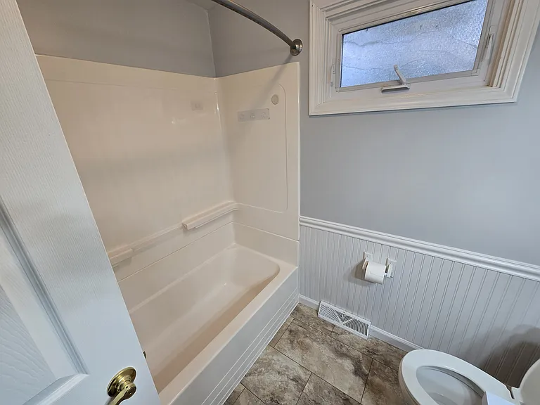 Full Bath on 2nd Floor View from Entry