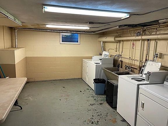 4th image of 117 W Church St #201