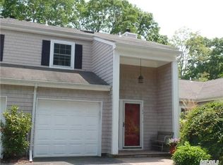 144 Boathouse Ln, Bay Shore, NY 11706