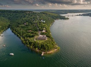 520 Amanda Rd, Ridgedale, MO 65739