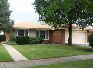 430 Courtesy Ln, Des Plaines, IL
