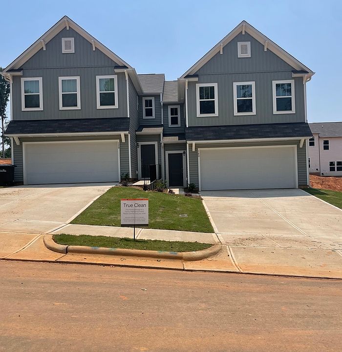 1st image of 148 Luna Ln