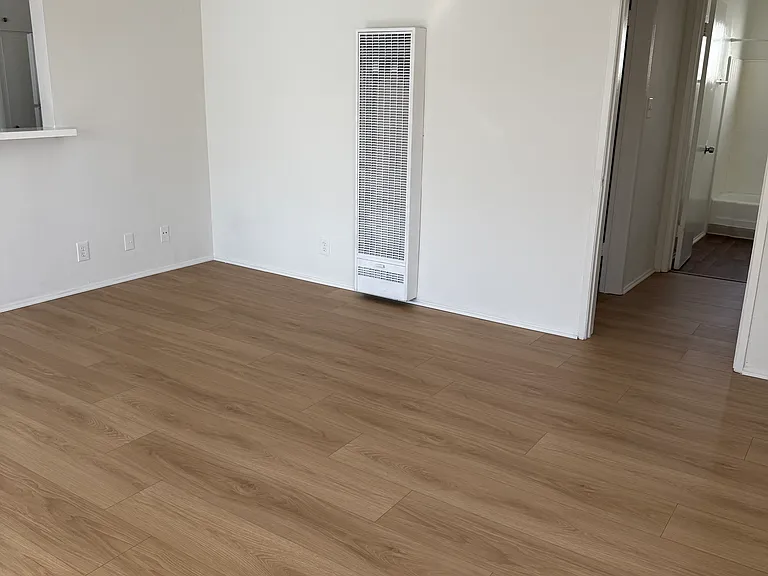 8713 Cattaraugus Ave #6 — Photo 10