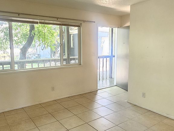2nd image of 506 S 1st St W #2