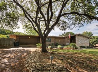10 Hull Circle Dr, West Lake Hills, TX 78746